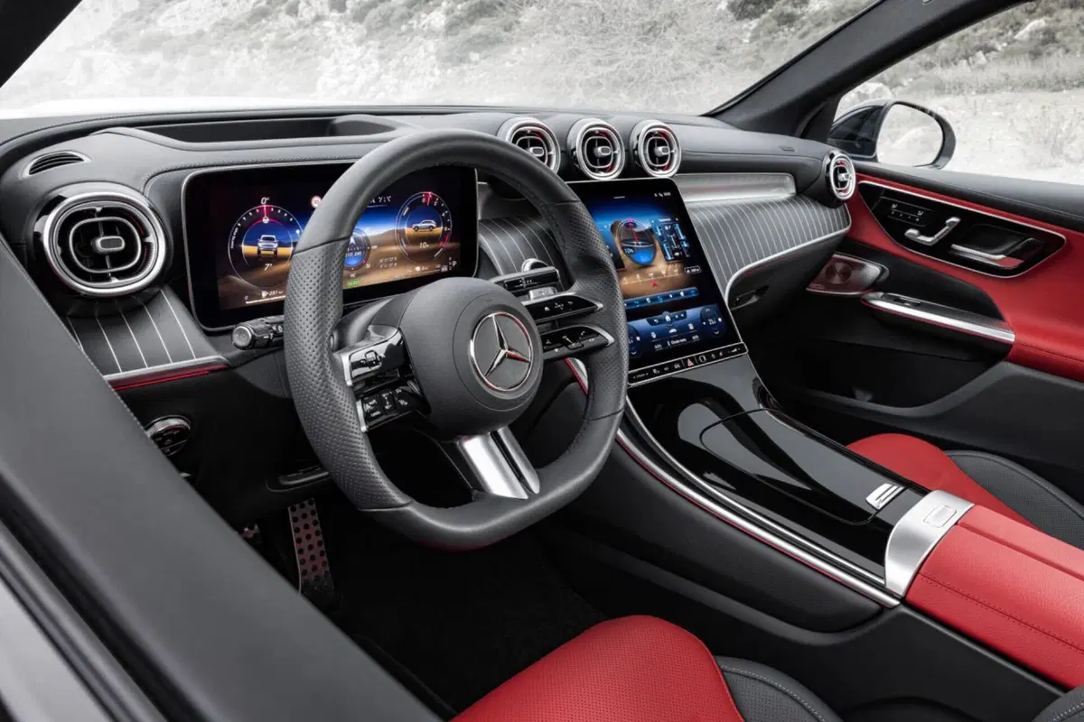 Mercedes-Benz GLC 2024: motorizzazioni, allestimenti e optional. Guida all’acquisto (23)