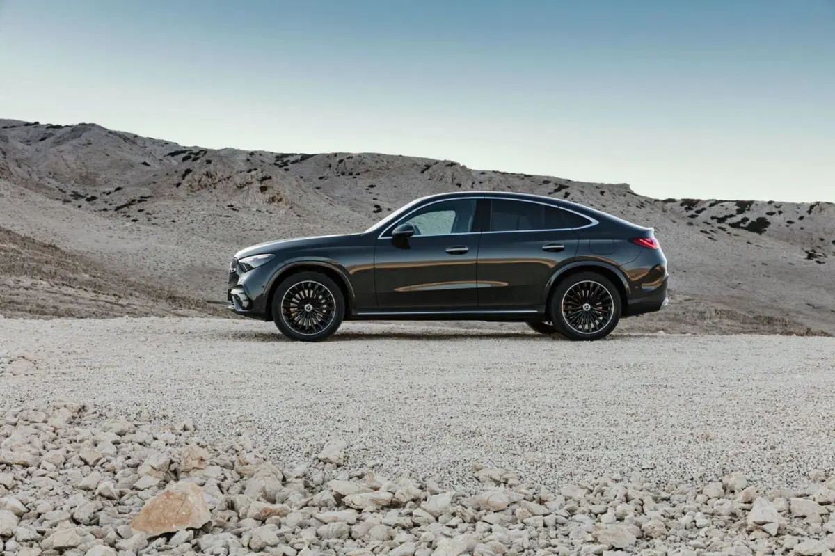 Mercedes-Benz GLC 2024: motorizzazioni, allestimenti e optional. Guida all’acquisto (47)