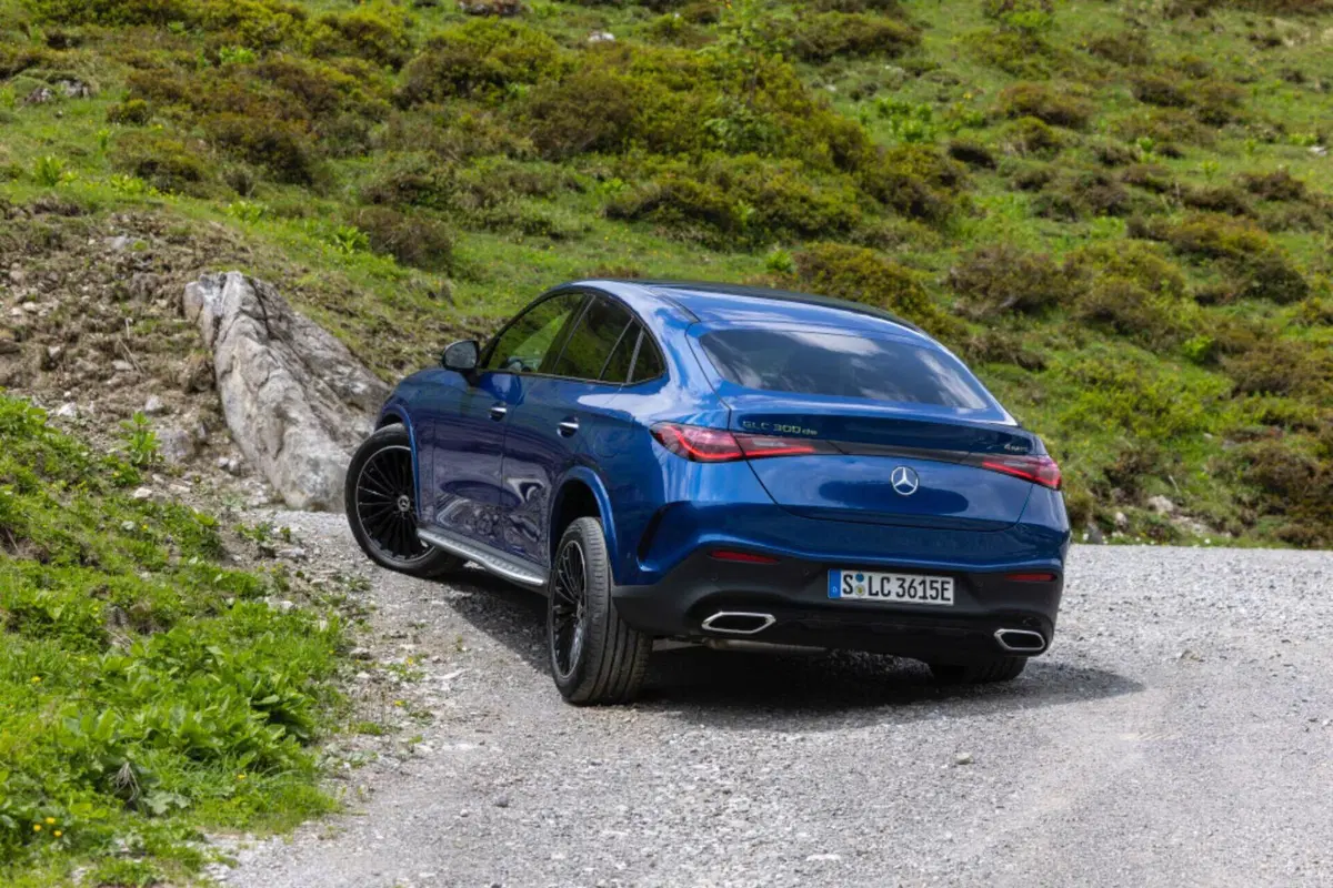 Mercedes-Benz GLC 2024: motorizzazioni, allestimenti e optional. Guida all’acquisto (58)