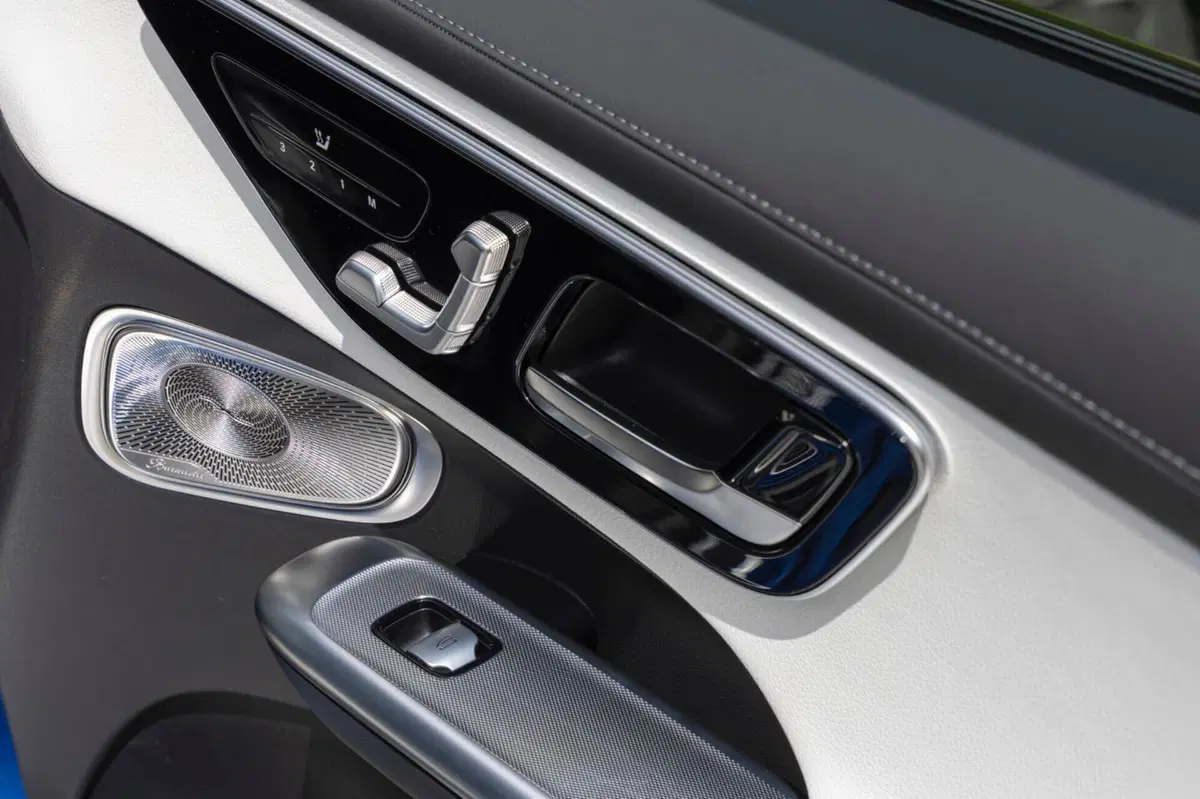 Mercedes-Benz GLC 2024: motorizzazioni, allestimenti e optional. Guida all’acquisto (66)
