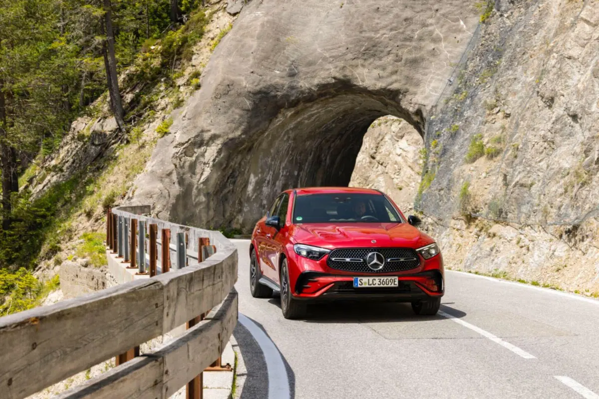 Mercedes-Benz GLC 2024: motorizzazioni, allestimenti e optional. Guida all’acquisto (80)