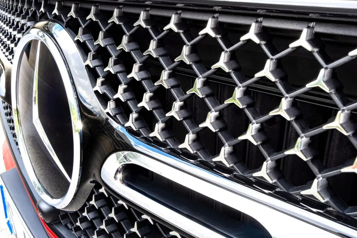 Mercedes-Benz GLC 2024: motorizzazioni, allestimenti e optional. Guida all’acquisto (88)
