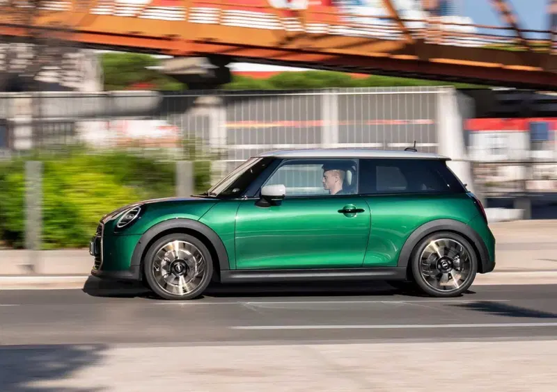MINI Mini (7)