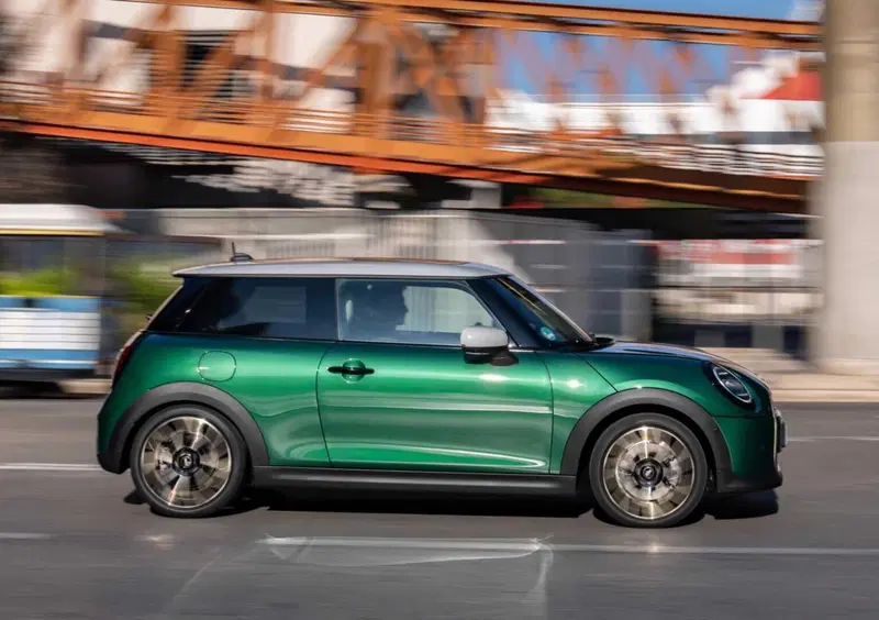 MINI Mini (8)