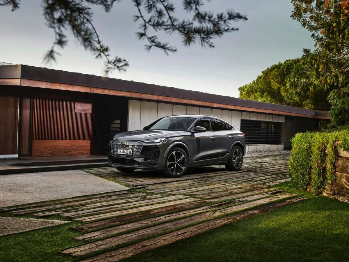 Audi: arriva la Q6 Sportback elettrica a Parigi 2024 con più di 650 km di autonomia (8)