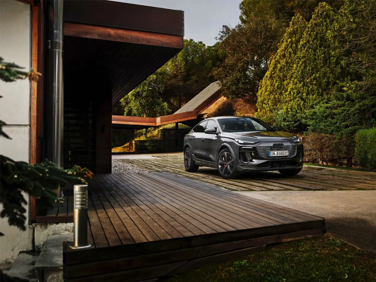 Audi: arriva la Q6 Sportback elettrica a Parigi 2024 con più di 650 km di autonomia (9)