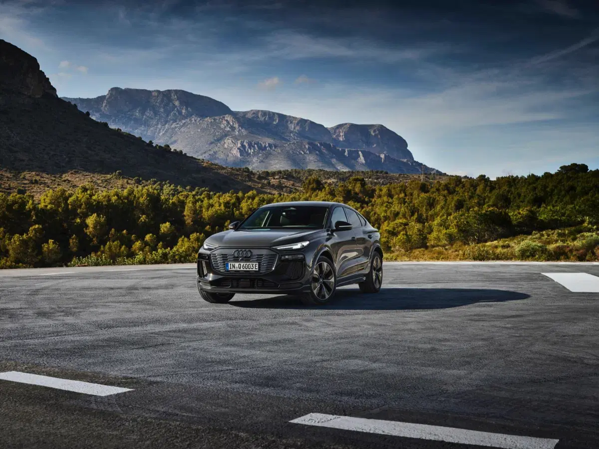 Audi: arriva la Q6 Sportback elettrica a Parigi 2024 con più di 650 km di autonomia (12)