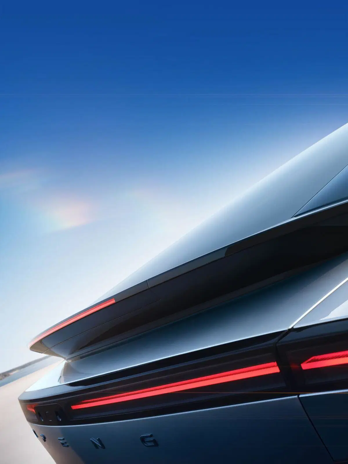 Xpeng al Salone di Parigi: la nuova P7+ si muove con la AI (4)