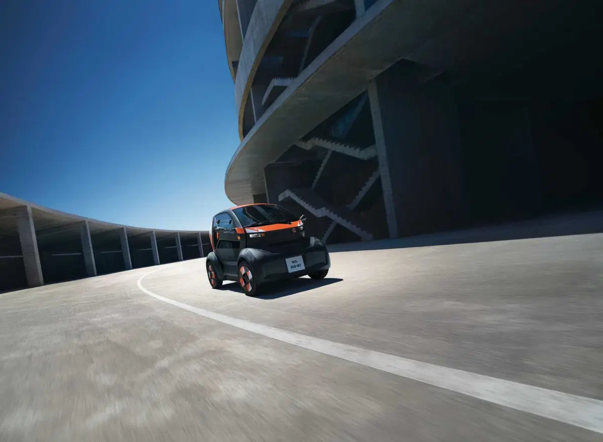 Mobilize Duo a Parigi 2024: la nuova Twizy arriva in Italia a 9.900 euro (36)