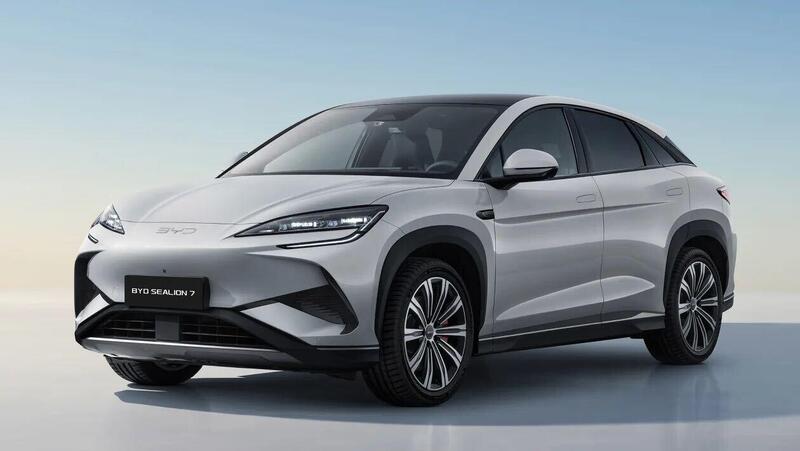 BYD Sealion 7, l'elettrica simil-Tesla arriva in Europa