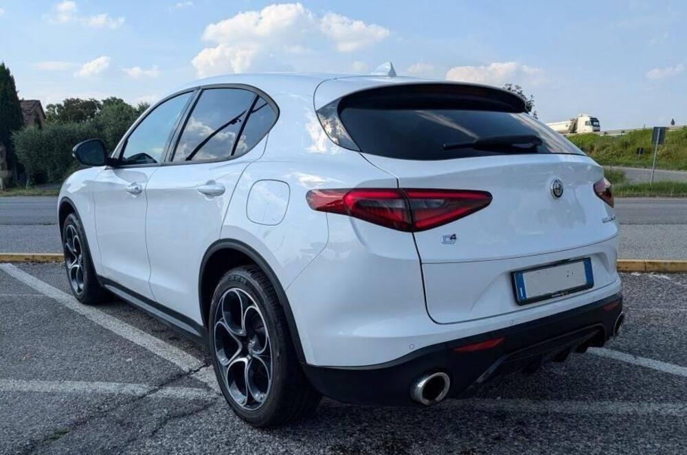 Alfa Romeo Stelvio usata a Mantova (3)