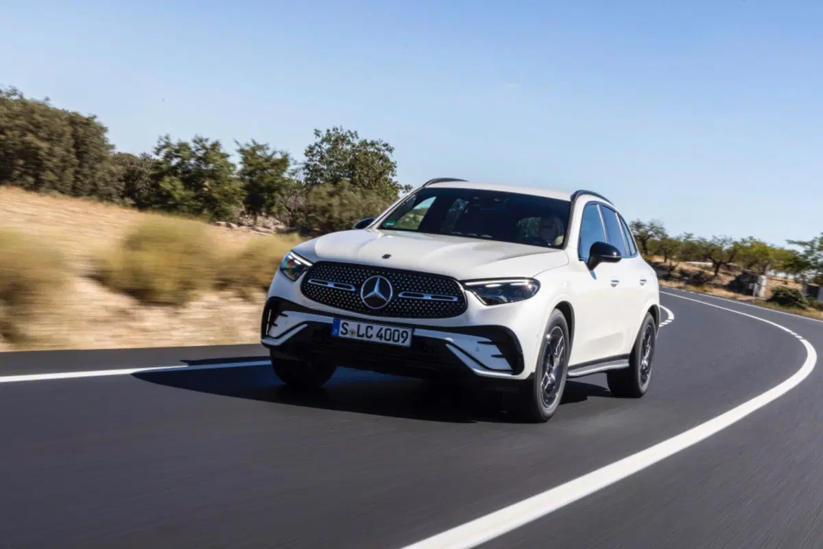 Mercedes GLC 2024: motorizzazioni, allestimenti e optional. Guida all’acquisto (13)