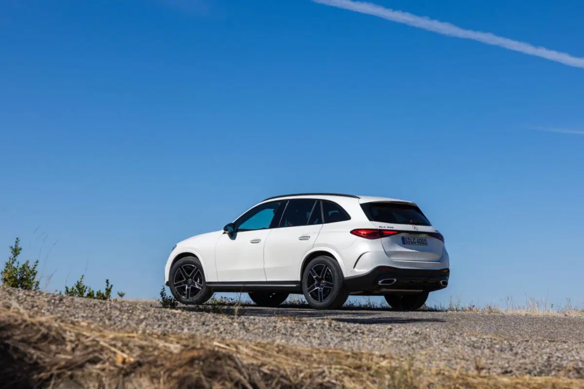 Mercedes GLC 2024: motorizzazioni, allestimenti e optional. Guida all’acquisto (12)