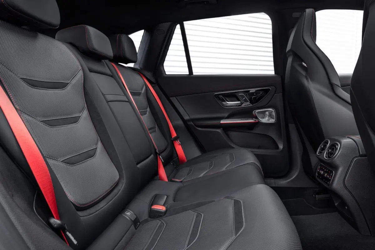 Mercedes GLC 2024: motorizzazioni, allestimenti e optional. Guida all’acquisto (104)