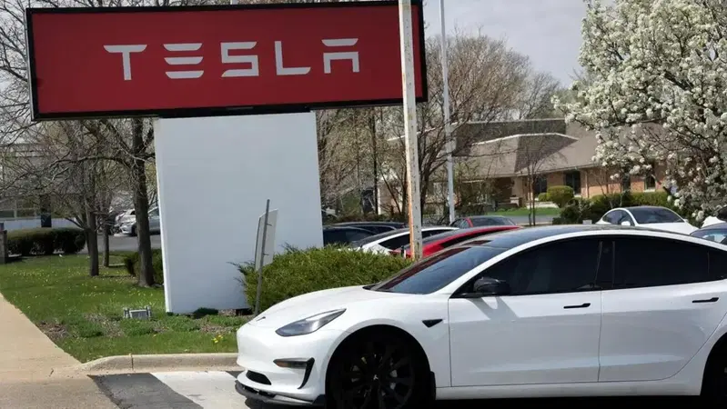 La Polizia della California ha comprato le Tesla ma come auto di servizio......  