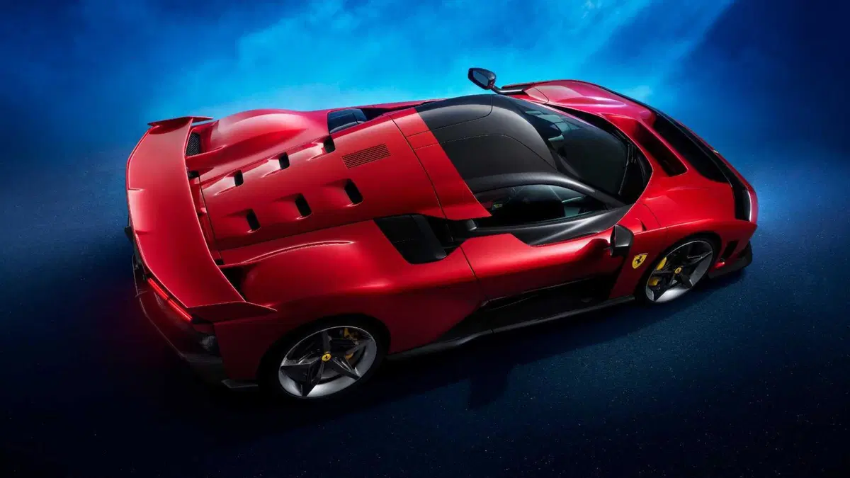 Nuova Ferrari F80: la supercar con V6 ibrido a quota 1200 cavalli! [VIDEO] (2)