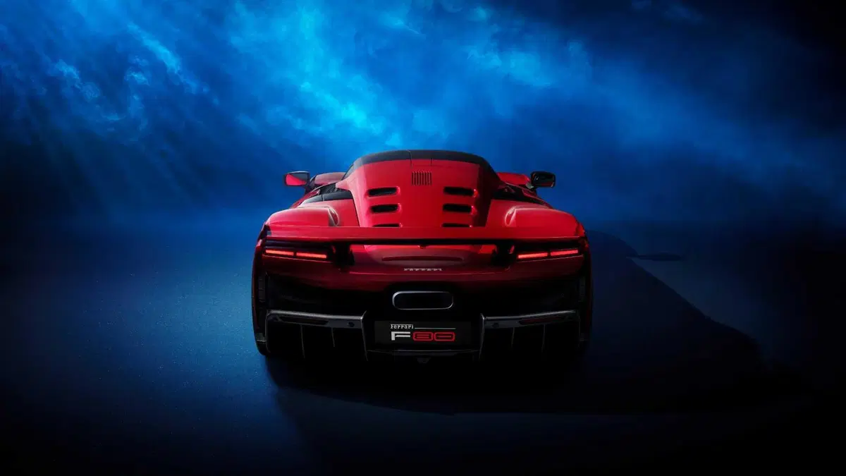 Nuova Ferrari F80: la supercar con V6 ibrido a quota 1200 cavalli! [VIDEO] (5)