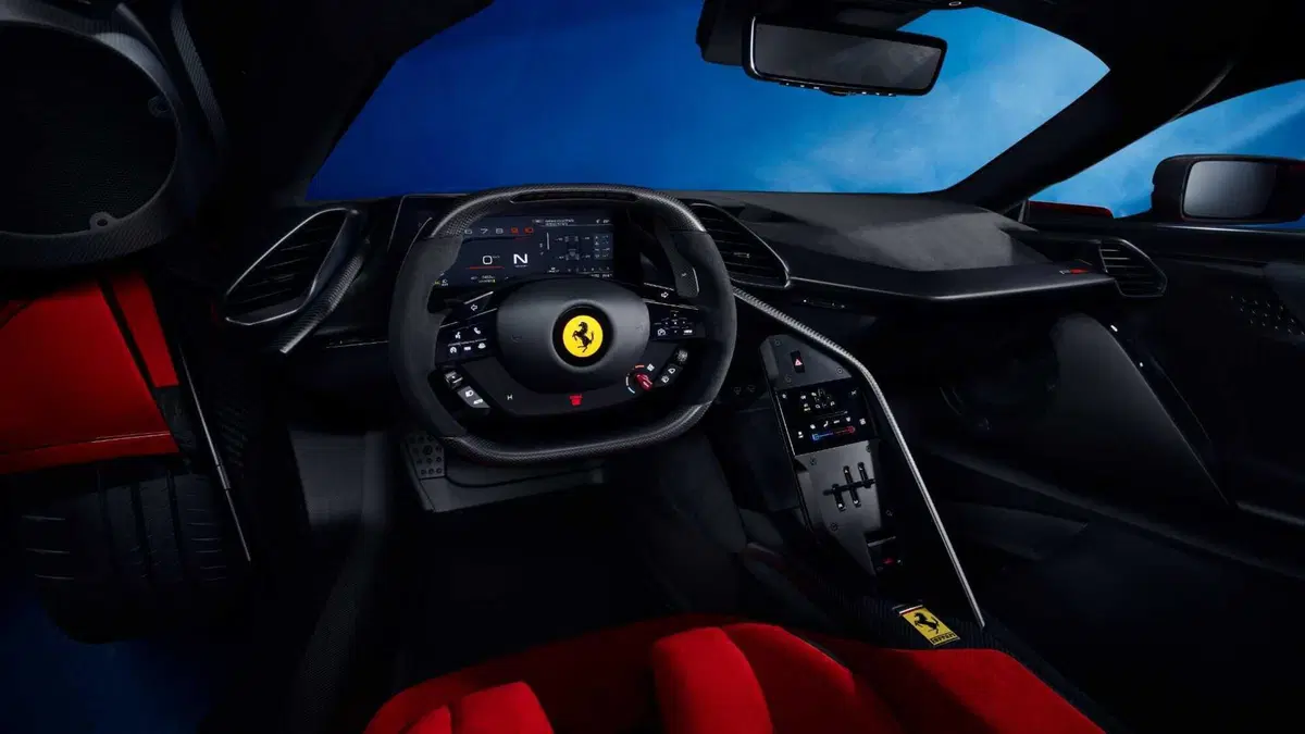 Nuova Ferrari F80: la supercar con V6 ibrido a quota 1200 cavalli! [VIDEO] (9)