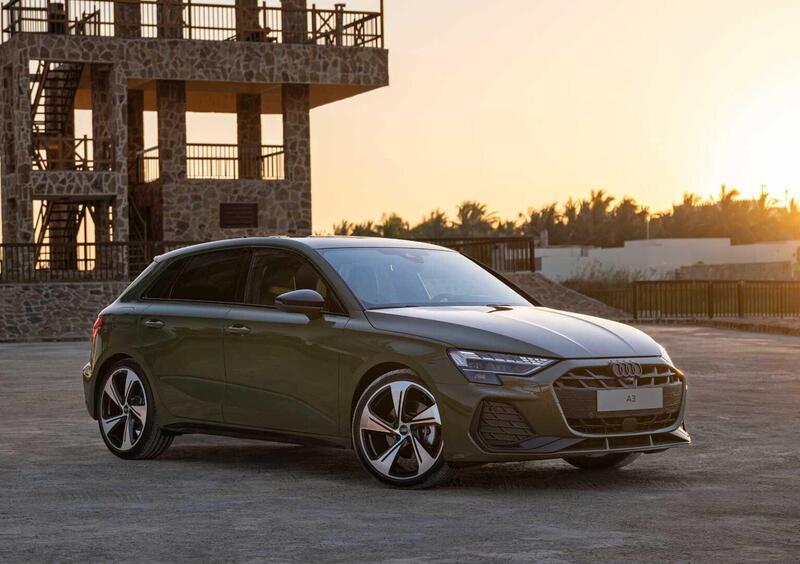 Audi A3 Sportback (2020-->>) (2)