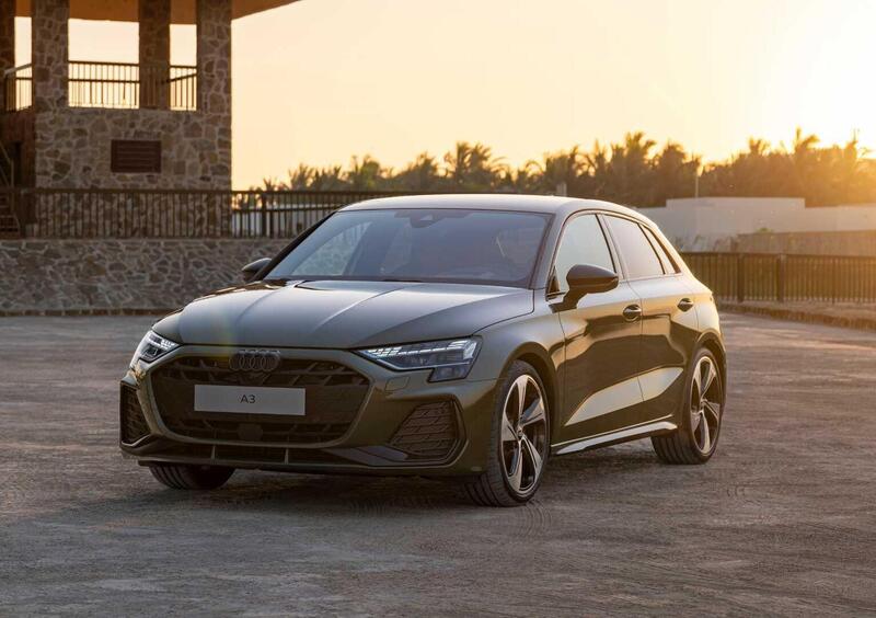 Audi A3 Sportback (2020-->>) (3)