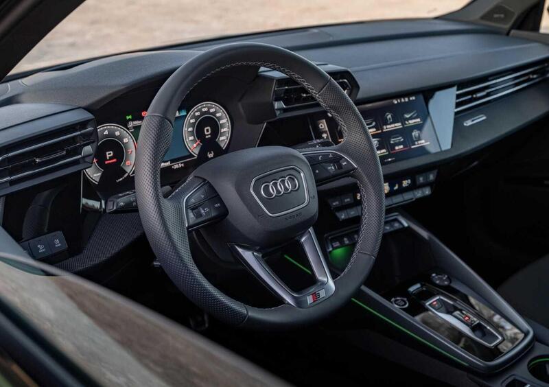 Audi A3 Sportback (2020-->>) (14)