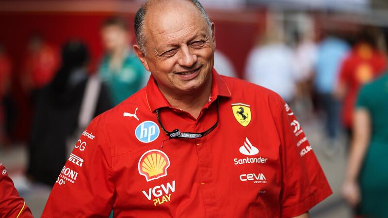 F1. Fred Vasseur cerca di mantenere la calma nel box Ferrari: &quot;Cinque gare alla fine, tutto &egrave; ancora possibile&quot;