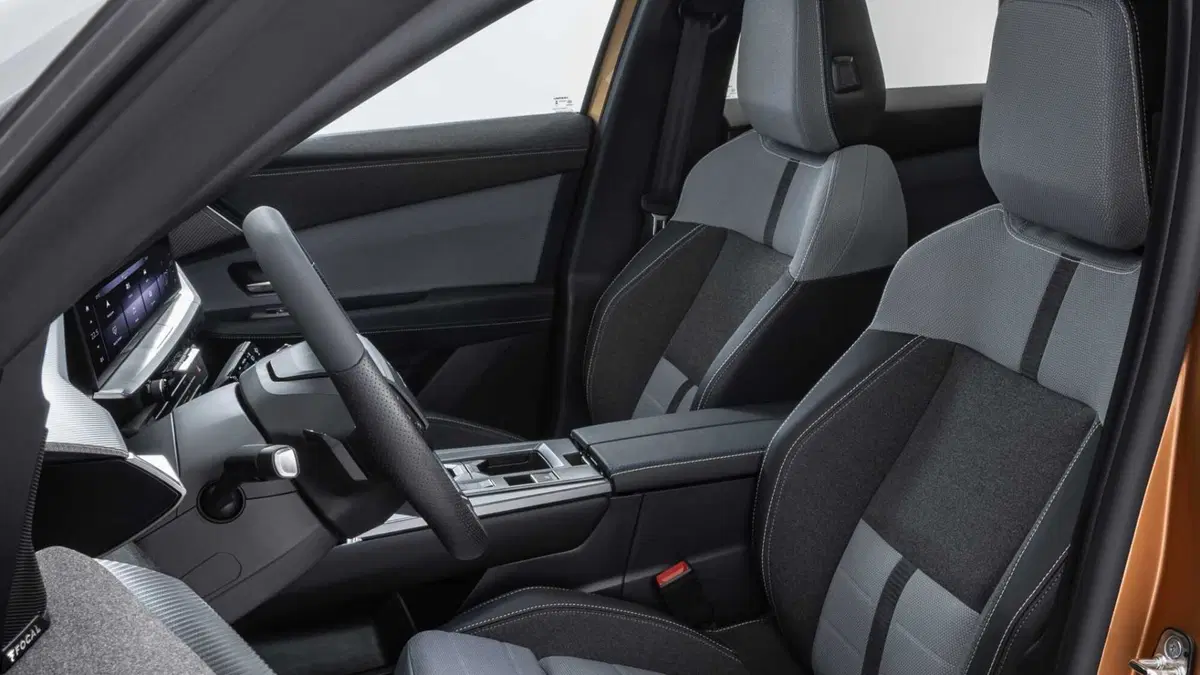 Opel Grandland 1.6 phev Edition 225cv (195) e-dcs7 (12)