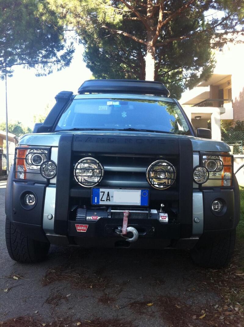 Land Rover Discovery 3 2.7 TDV6 HSE  del 2007 usata a Cervia