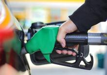 Benzina sintetica: e-Fuel in arrivo prima del previsto, ma costano un botto