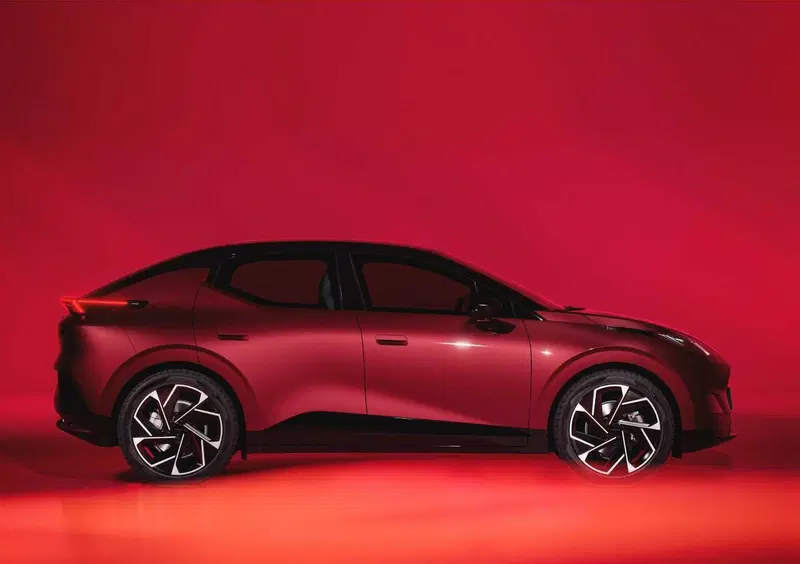 Lynk & Co 02 (4)
