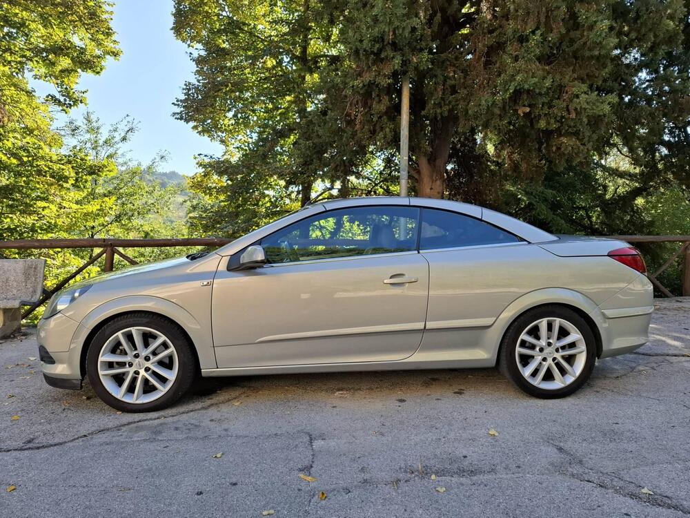 Opel Astra Cabrio usata a Potenza (2)