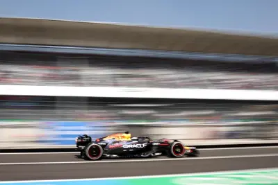 F1: nelle FP1 dei rookie in Messico spunta l&rsquo;allarme affidabilit&agrave; della Red Bull. E Antonelli complica il weekend a Hamilton 