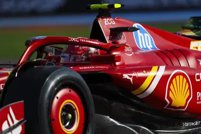 F1: Ferrari, ecco dove Carlos Sainz ha fatto la differenza in qualifica rispetto a Verstappen e Norris