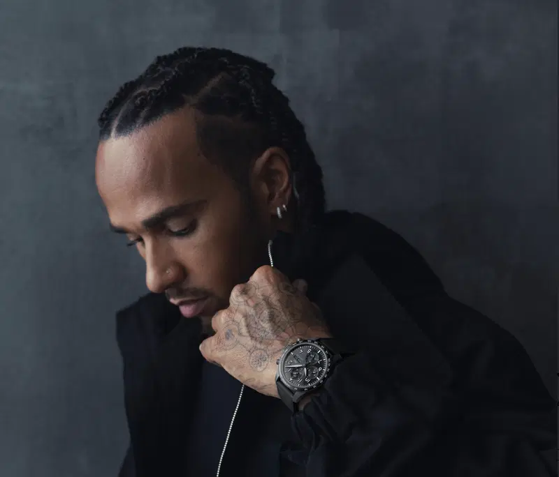 Lewis Hamilton con l'orologio IWC