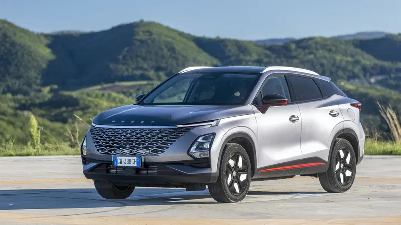 Drivalia espande CarCloud con OMODA 5: l'abbonamento auto abbraccia il SUV asiatico
