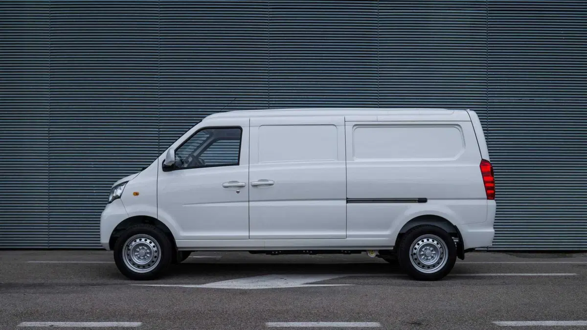CENNTRO Logistar 200 (2024-->>) (4)