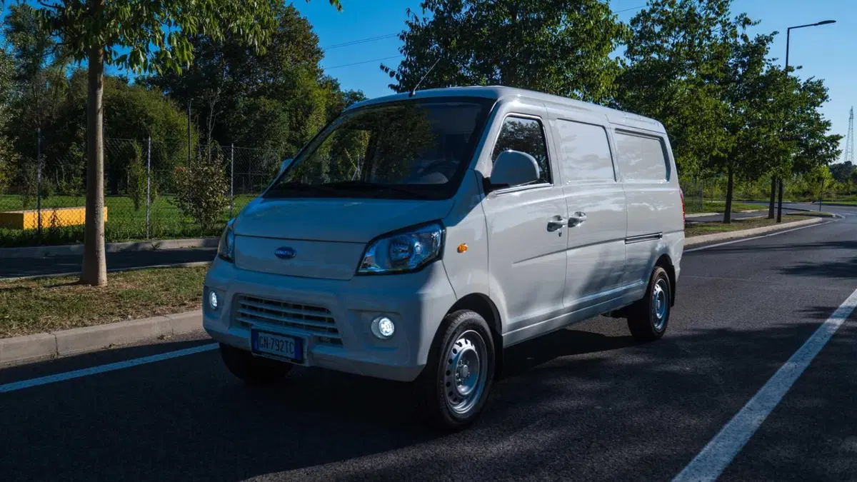 CENNTRO Logistar 200 (2024-->>) (3)
