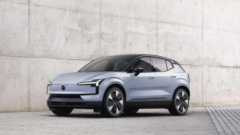 VOLVO Veicoli Commerciali EX30 (2024-->>)