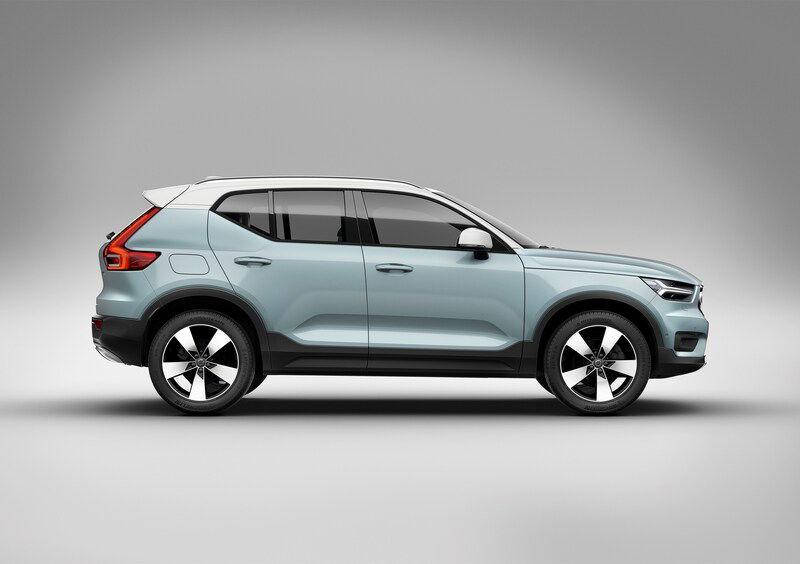 VOLVO Veicoli Commerciali XC40 (2020-->>) (7)