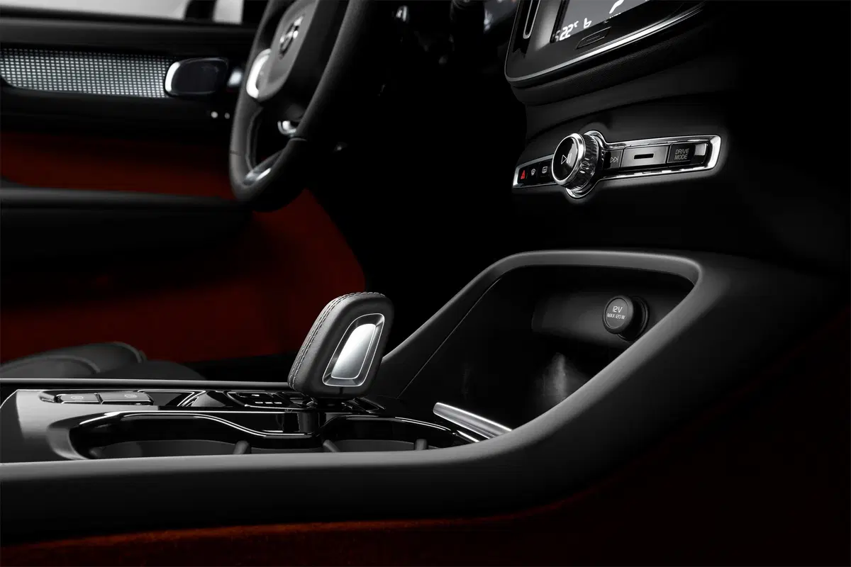 VOLVO Veicoli Commerciali XC40 XC40 N1 T2 Core auto (17)