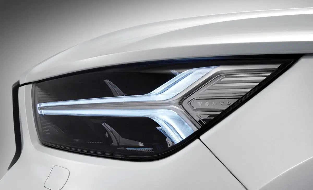 VOLVO Veicoli Commerciali XC40 XC40 N1 T2 Core auto (24)