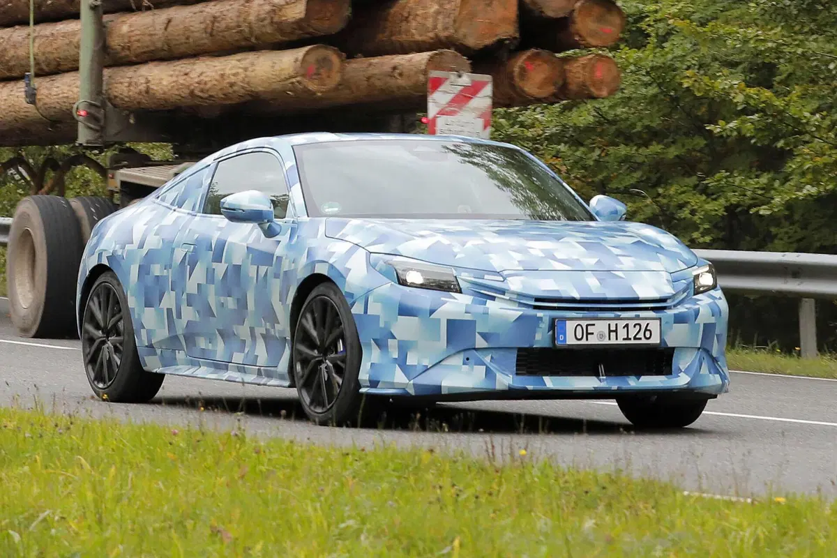 Honda Prelude: la leggenda potrebbe tornare in versione ibrida [Foto Spia] (3)