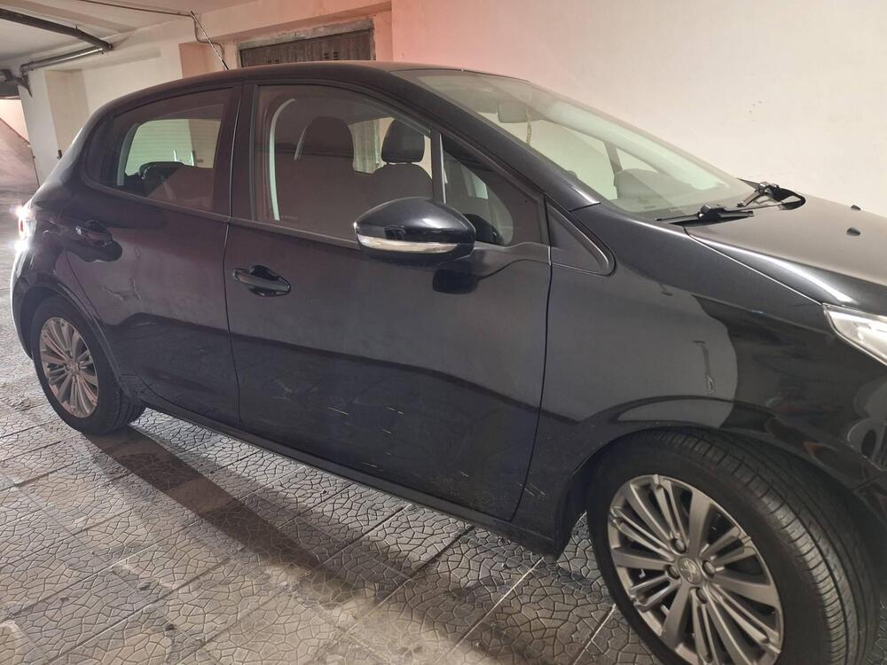 Peugeot 208 usata a Brindisi (2)