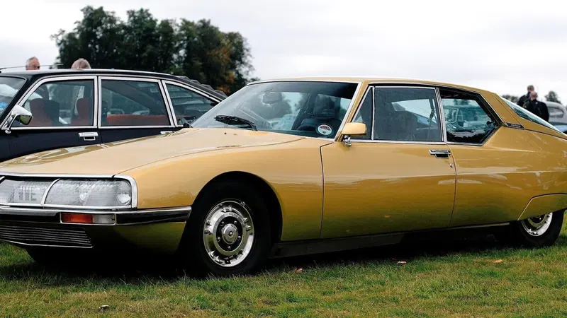 Storia della Citroen SM, quella col motore MASERATI che era avanti di vent'anni [VIDEO]
