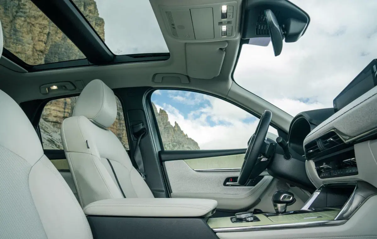 Come saranno le strade del futuro? Tutti i segreti della prima Smart Road d'Italia con la Mazda CX-60 [Video] (12)