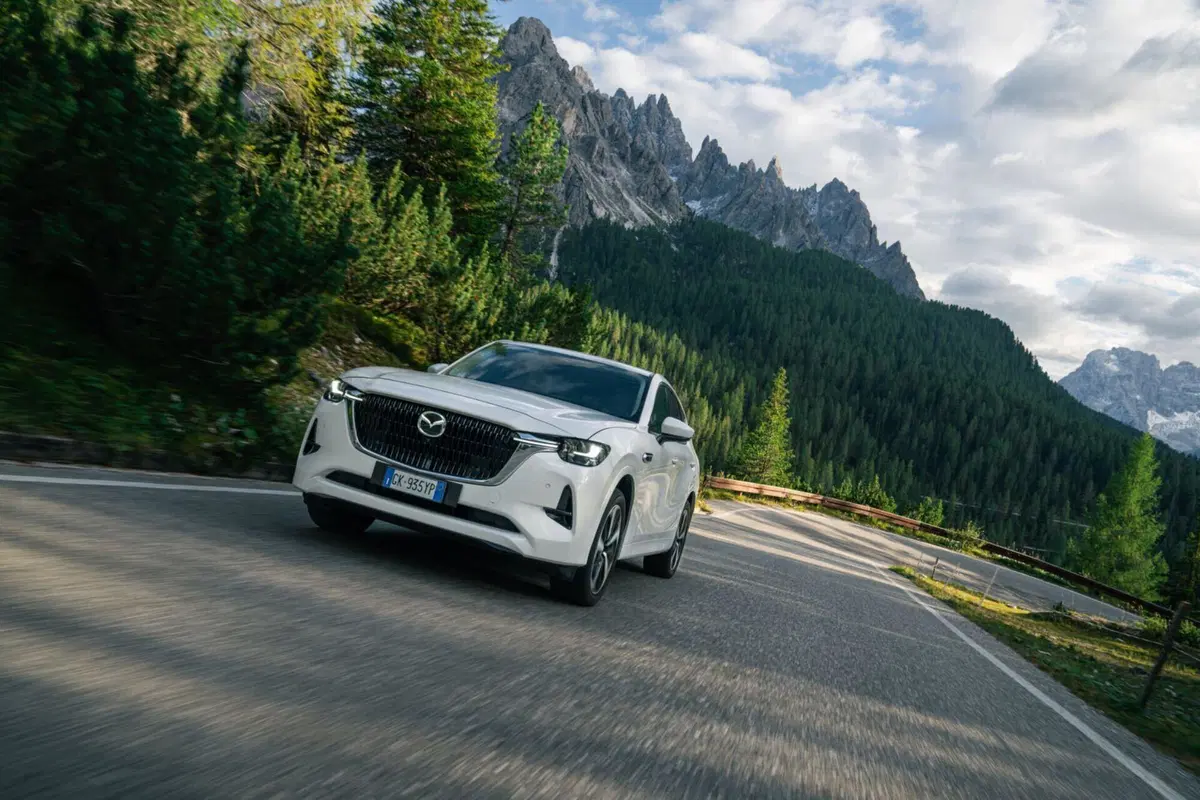 Come saranno le strade del futuro? Tutti i segreti della prima Smart Road d'Italia con la Mazda CX-60 [Video] (18)