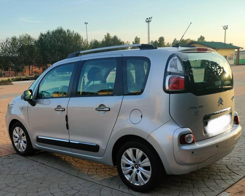 Citroen C3 Picasso 1.4 VTi 95 Exclusive Style  del 2009 usata a Cassano Magnago