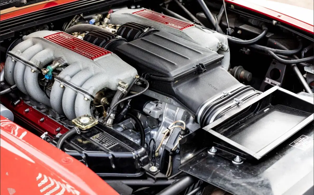 Nigel Mansell: la sua Ferrari Testarossa venduta all’asta a 200.000 euro (2)