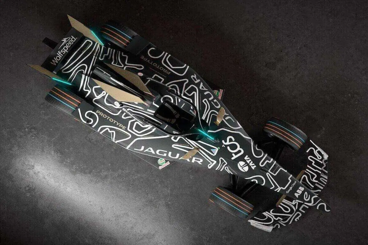 La Formula E torna in pista per i test: ecco le vetture iscritte alla Season 11 (4)