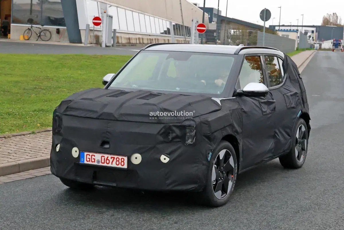 Kia EV2: elettrica economica in arrivo nel 2026 [FOTO SPIA] (3)